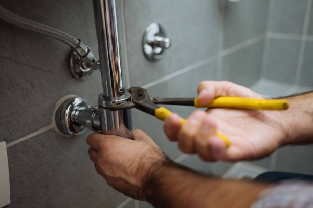 Best Emergency Plumber  in Linden, TN